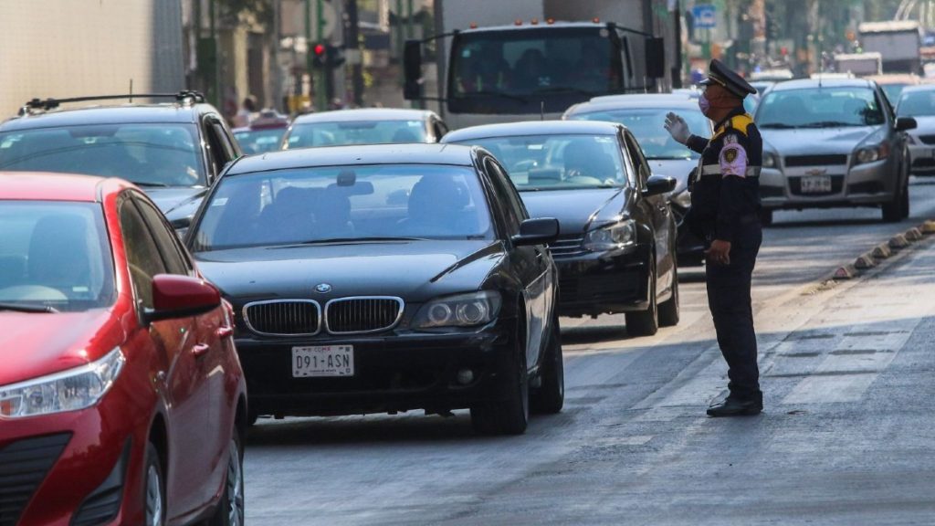 Hoy No Circula CdMx y Edomex: Descubre Qué Autos Descansan Este Lunes 15 de Diciembre de 2025