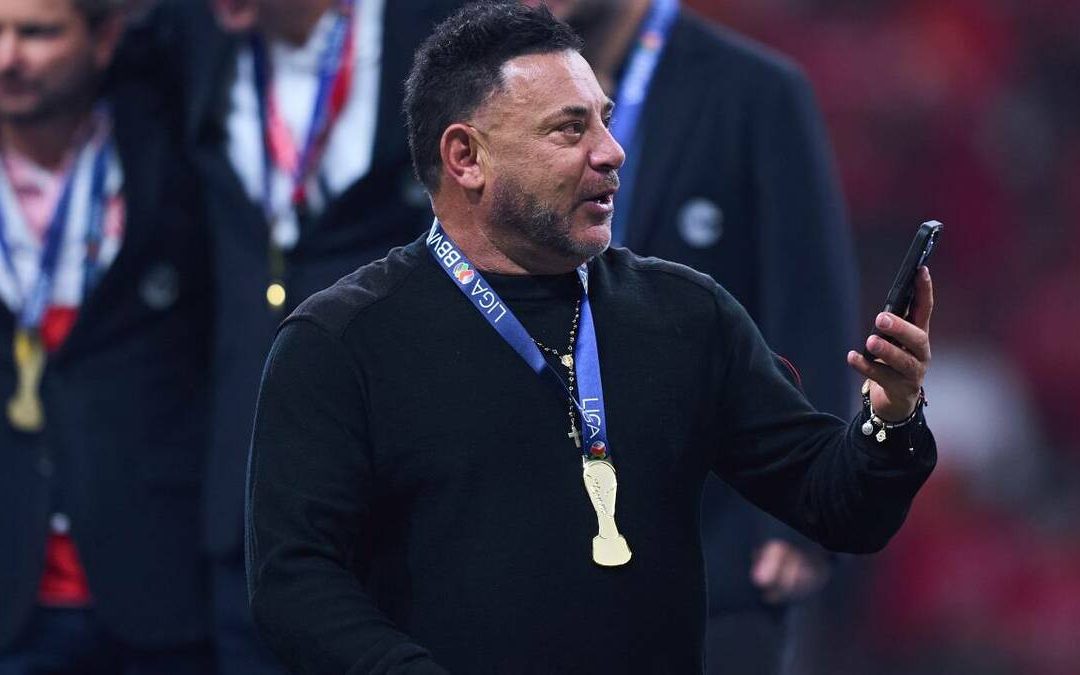 Antonio Mohamed ESTALLA contra David Faitelson en TUDN: Un video polémico