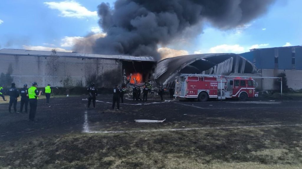Desplome de Avioneta en Toluca: Tragedia para una Familia de 3 Niños y el Equipo Aéreo
