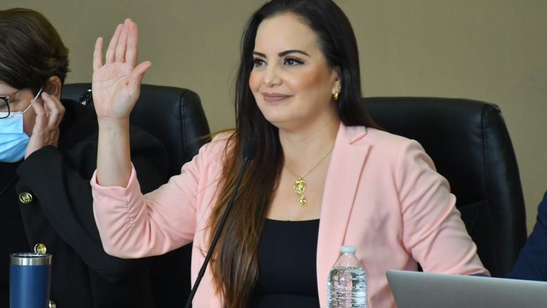 Los Primeros 100 Días de Susy Carolina Torrecillas: Marca el Rumbo del Gobierno en Aspen