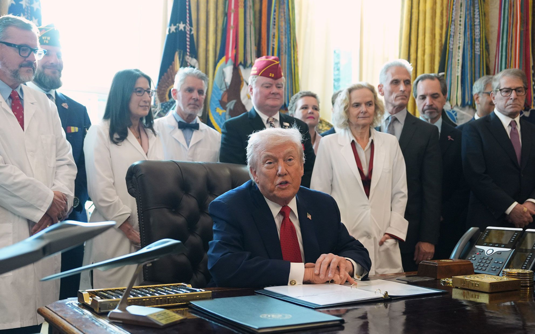 Trump Promulga Orden Ejecutiva sobre la Reclasificación de la Marihuana para Impulsar la Investigación Médica