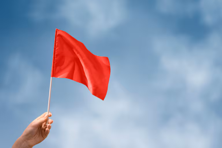 Alerta Roja: Vientos Peligrosos de Hasta 100 mph Amenazan el Front Range de Colorado