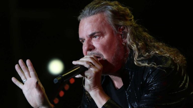 ¿Por Qué Fher Olvera, Vocalista de Maná, No se Considera Poblano?