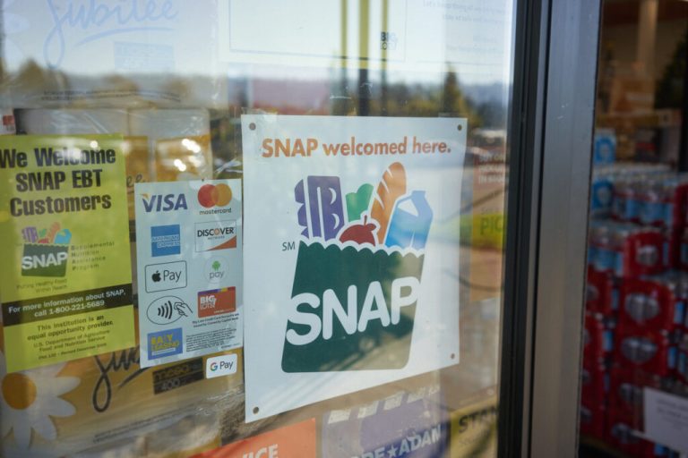 Cargos Federales por Fraude SNAP: Esquema de Tráfico de $7 Millones Desmantelado en Boston