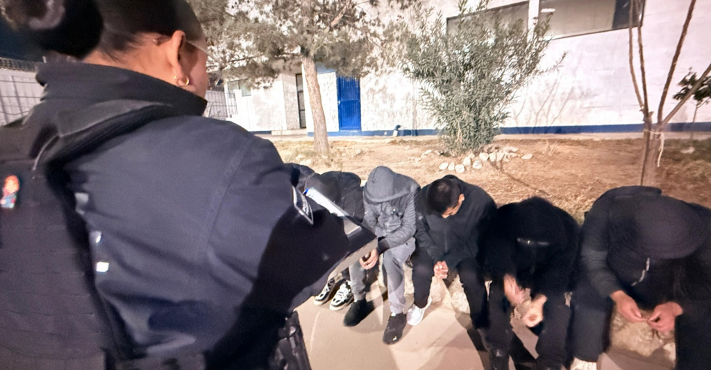 Rescate en Ciudad Juárez: Policías Municipales Salvan a Nueve Personas en Franja del Río