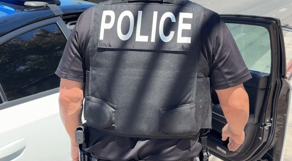 Arresto por Robo de Vehículo en Palm Desert: Dos Detenidos