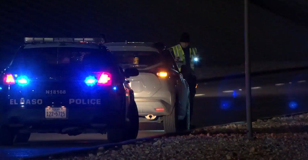 Accidente en el US-54: Muere peatón atropellado en El Paso y buscan al responsable