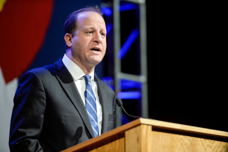 Jared Polis Solicita $10 Millones en Asistencia Alimentaria para Combatir el Cierre del Gobierno Federal