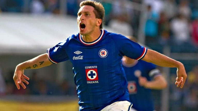 Chaco Gimenez Rememora su Época en Cruz Azul: ‘Éramos 4 o 5 que Hacíamos Todo por el Equipo’