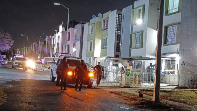 Sicarios en Tlajomulco: Asesinan a joven en fraccionamiento frente a su esposa embarazada