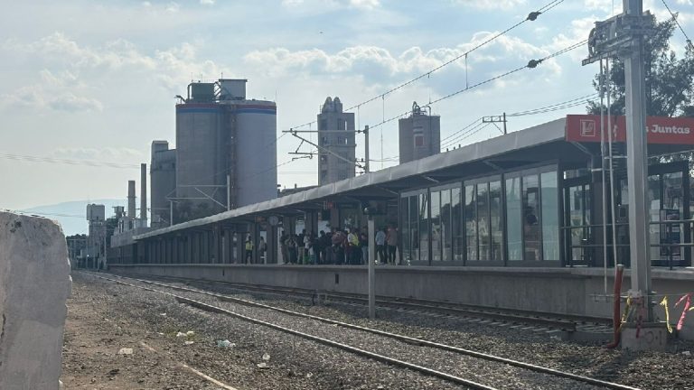 Usuarios de la Línea 4 del Tren Ligero Reclaman Aumento de Tarifas Debido a Obras Inconclusas e Inseguridad