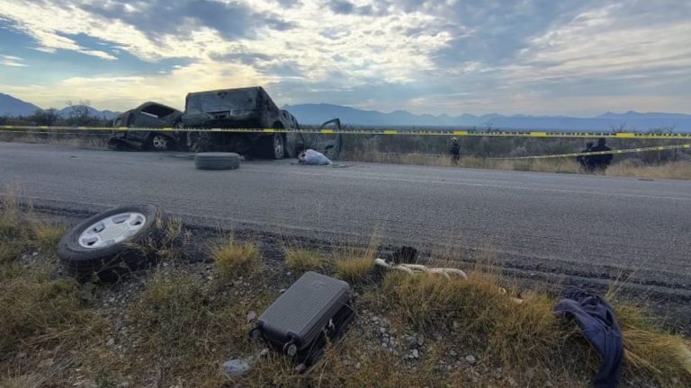 Trágico accidente en Lampazos deja dos calcinados y numerosos heridos