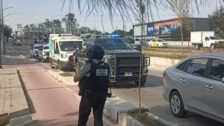 Hombre Sin Vida en Canal de Zapopan: Huellas de Violencia Encuentran a la Víctima