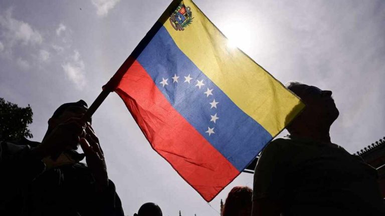 Primera Imagen de Nicolás Maduro en Custodia: Descubre los Detalles