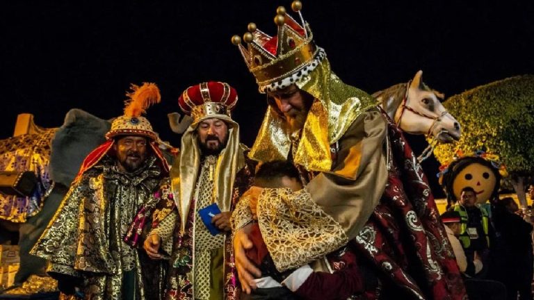 Descubre la Cabalgata de Reyes Magos en Querétaro: Tradición y Celebración
