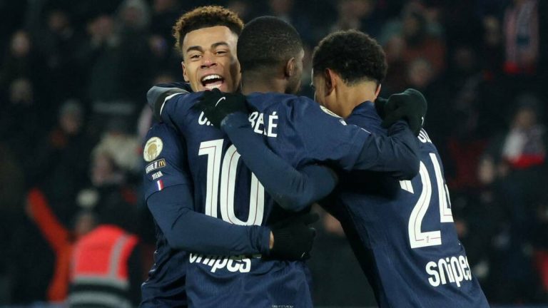 Dembélé brilla en la victoria del PSG sobre el Paris FC en un derbi emocionante