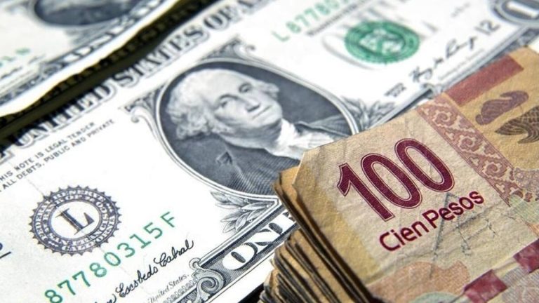 Dólar Hoy: Tipo de Cambio en México con Caída del Peso a 17.98 Unidades