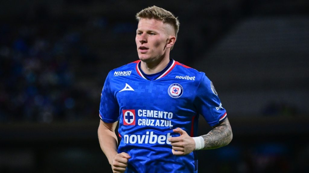 Mateusz Bogusz Regresa a Cruz Azul Tras Siete Días de Ausencia: ¿Qué Nos Dijo?