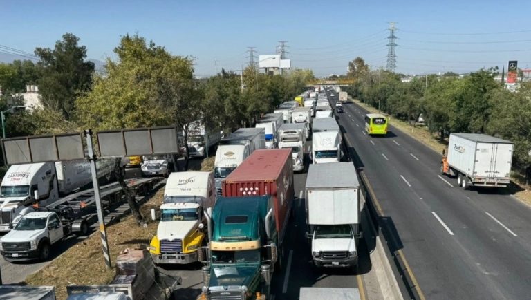 Actualización en Vivo: Choques y Cierres en la Autopista México-Querétaro – 5 de Enero