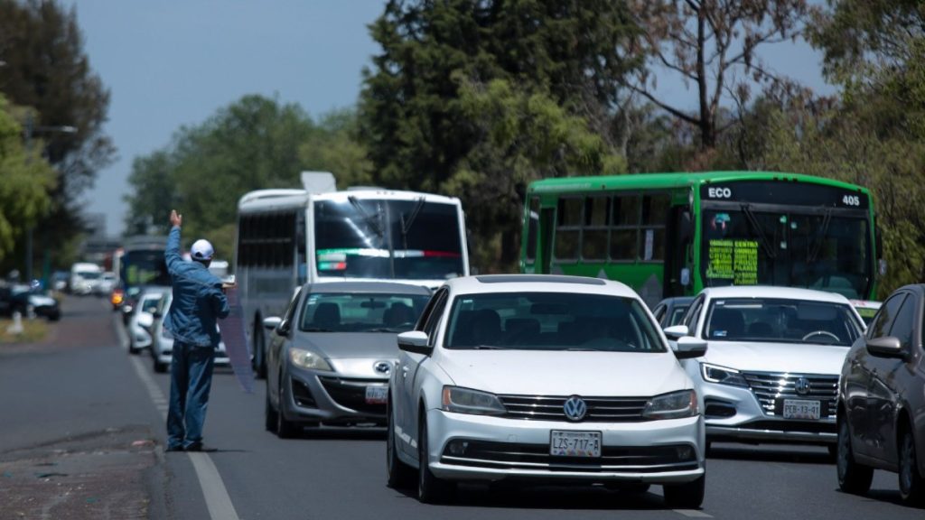 Hoy No Circula en CdMx y Edomex: Conoce qué autos descansan este 6 de enero 2025