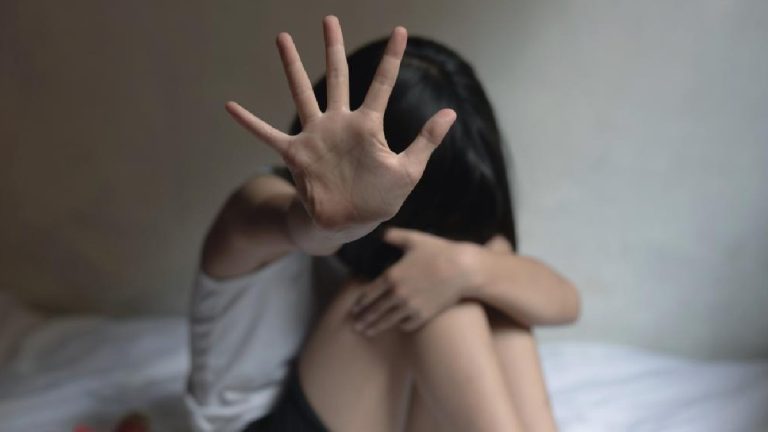 Arrestos en el AMG: Fiscalía detiene a 3 hombres por abuso infantil y violación