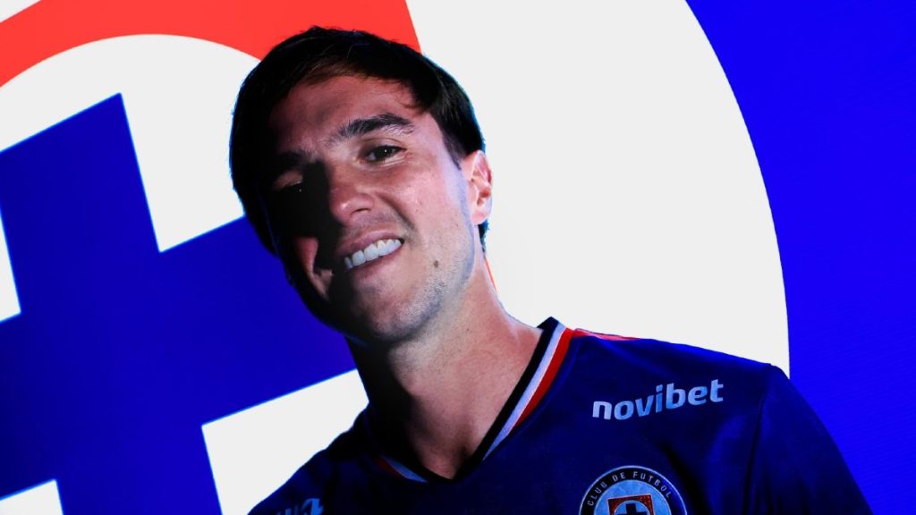 Cruz Azul presenta oficialmente a Agustín Palavecino como refuerzo para el Clausura 2026