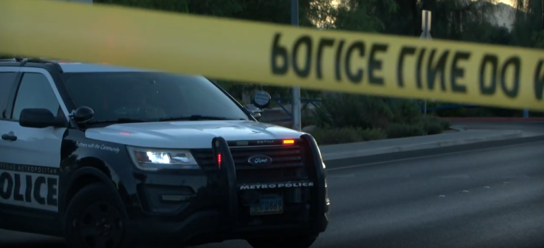 Peatón en estado crítico tras colisión vehicular en Las Vegas: Un llamado a la seguridad vial
