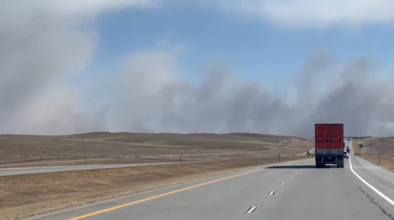 Incendio Forestal en el Condado Lincoln: Evacuaciones Obligatorias en Limon
