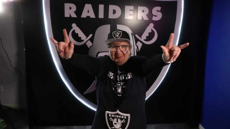 Una Mexicana se Lleva el Título de Fan del Año de los Raiders