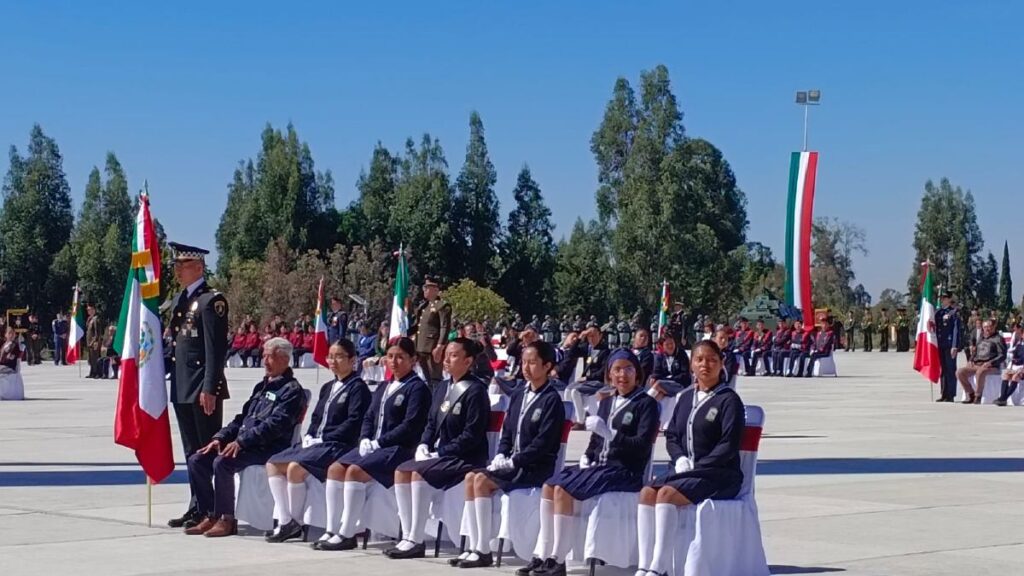 Alejandro Armenta Refuerza su Compromiso con la Seguridad y la Paz en el Día de la Bandera