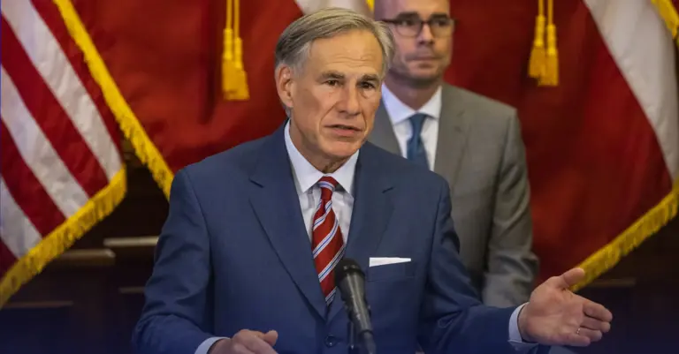 Resultados Preliminares de la Gubernatura de Texas: Abbott y Hinojosa Lideran Las Contiendas