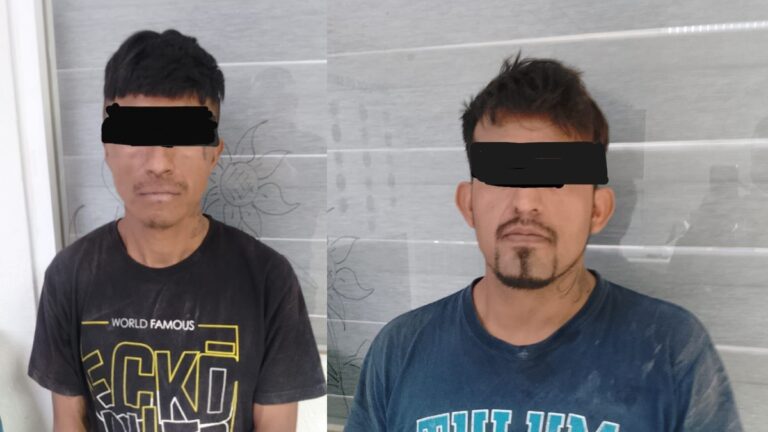 Robos en Torreón: Dos hombres son capturados robando asientos de tractocamión