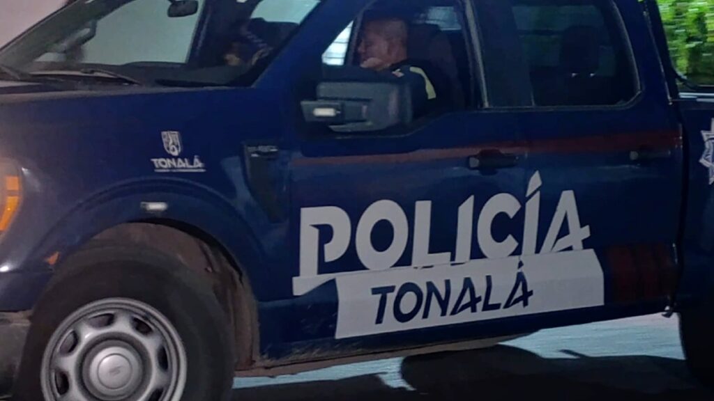 Tonalá: Menor de edad víctima de ataque a balazos afuera de tienda de abarrotes