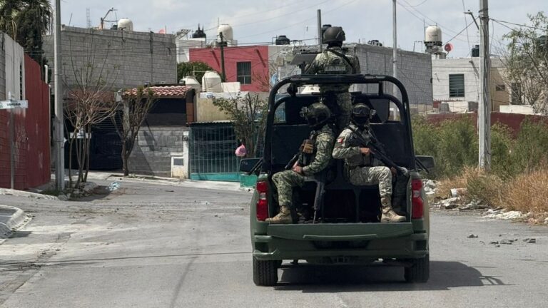 Saltillo: Disparos tras detenciones provocan evacuación en escuela primaria