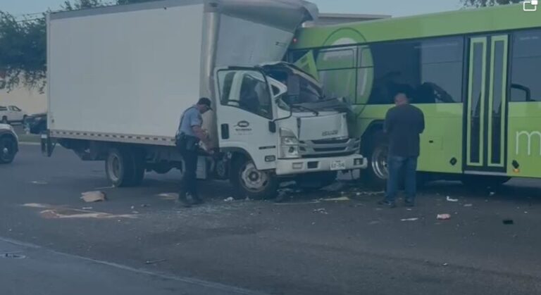 Trágico choque múltiple en McAllen deja un fallecido y varios heridos