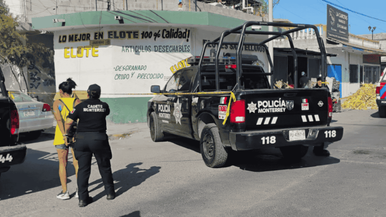 Incendio en Monterrey: Evacuación de Viviendas y Gasolinera en la Colonia Industrial