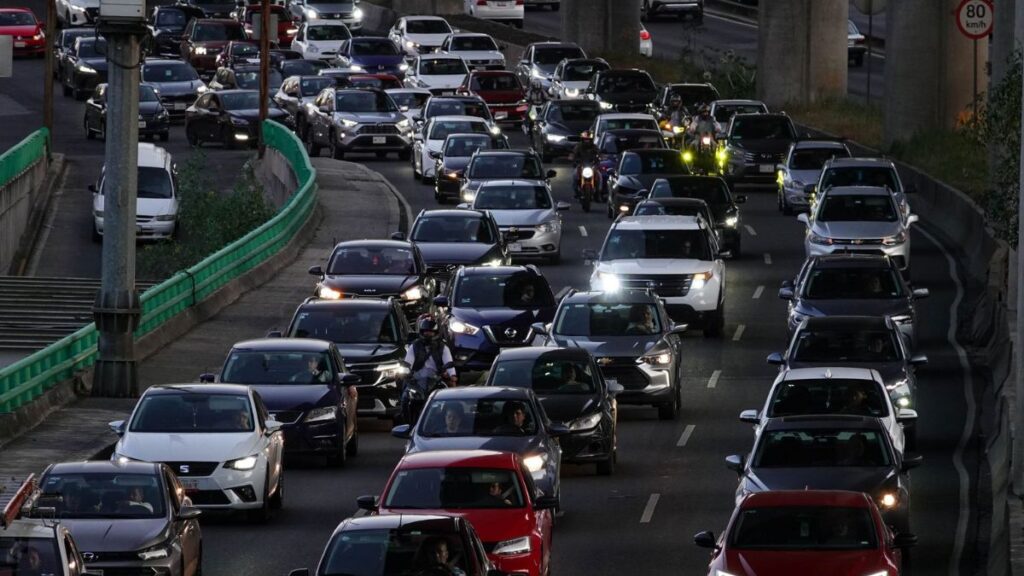 Restricciones Vehiculares para Hoy No Circula en CdMx y Edomex: 26 de Marzo 2026