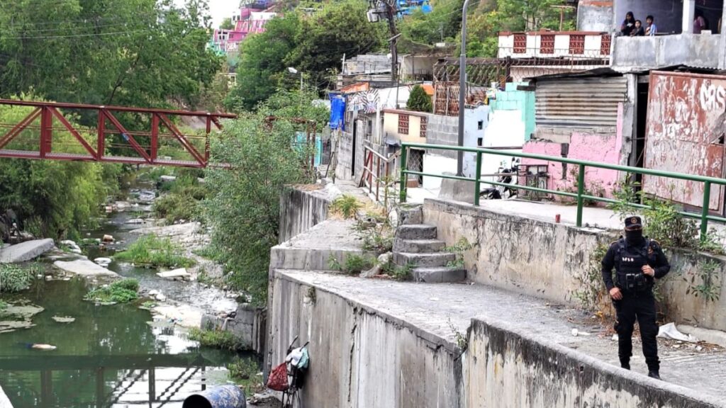 Hallazgo de Cuerpo en Arroyo Seco Impacta a Monterrey: Víctima Era Recolector con Discapacidad