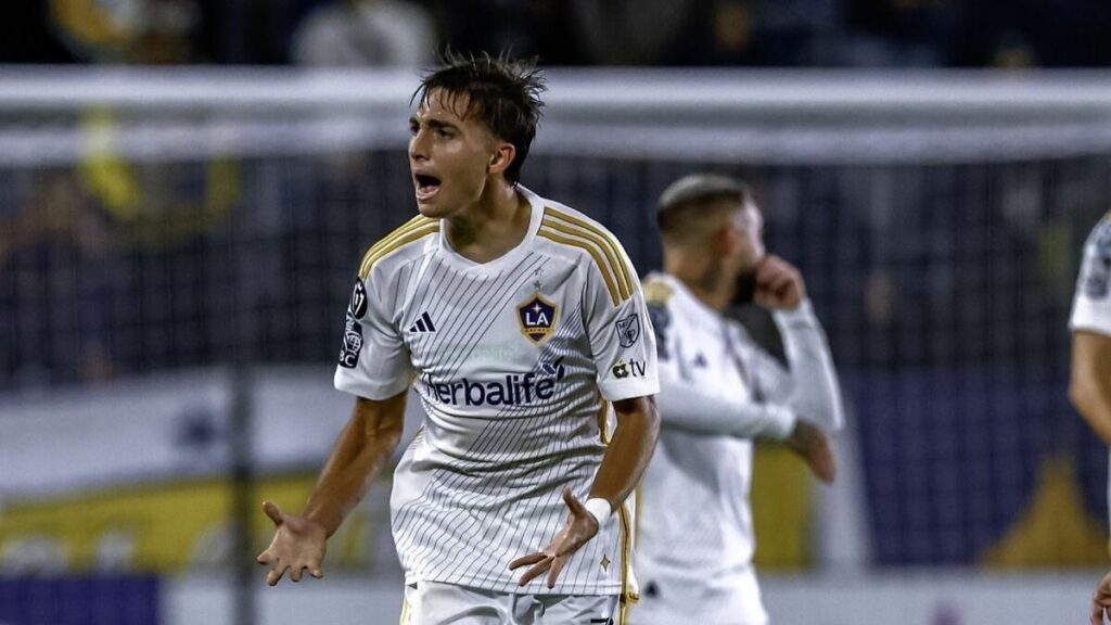 Desafío Internacional: Julian Aude del Galaxy Enfrenta el Reto ante Toluca