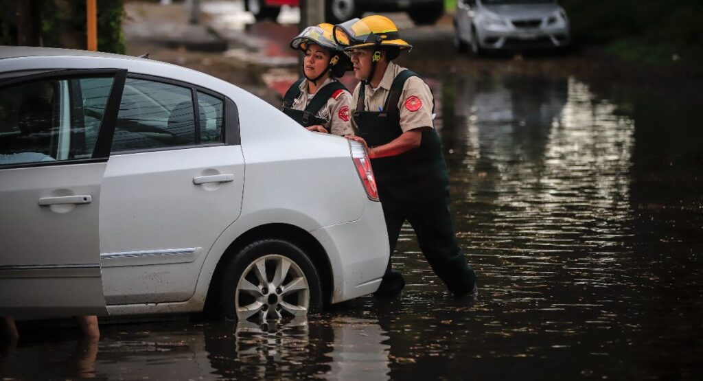 Gobierno de Guadalajara Refuerza Medidas de Limpieza Preventiva Previo al Temporal de Lluvias