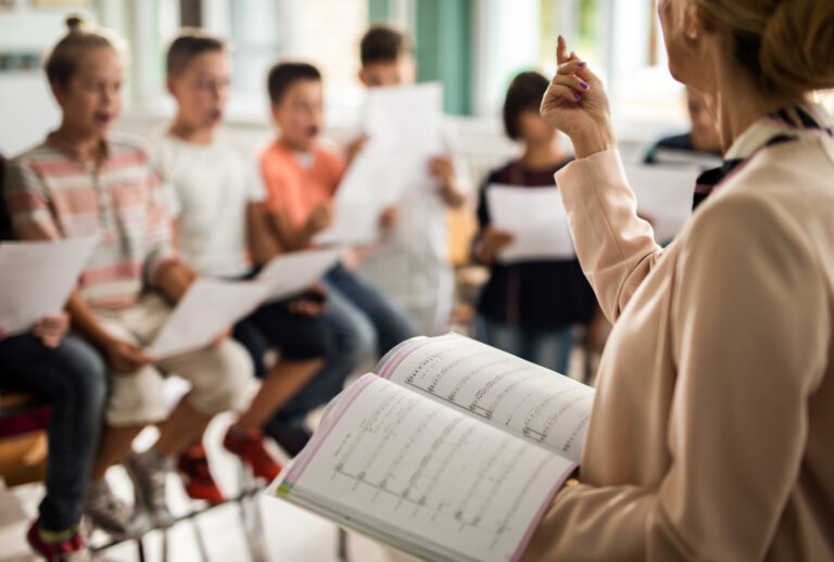 Impacto del Posible Cierre del Programa Educativo en Colorado para Futuros Maestros