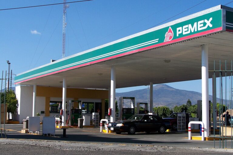 Preocupación en Baja California por Aumento de Precios de Combustible