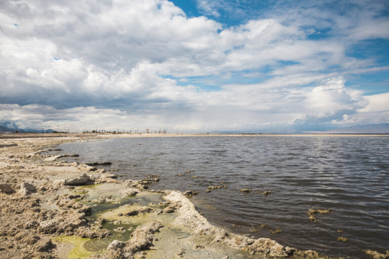 Restauración del Mar de Salton: California Avanza con Nueva Ley
