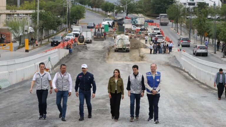 Adrián de la Garza destaca avance del 80% en obra vial Huajuco de Monterrey