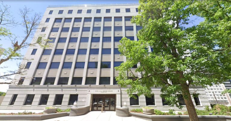 Investigación en Colorado: Denuncias y Pagos a Ex empleados en el Departamento de Servicios Humanos