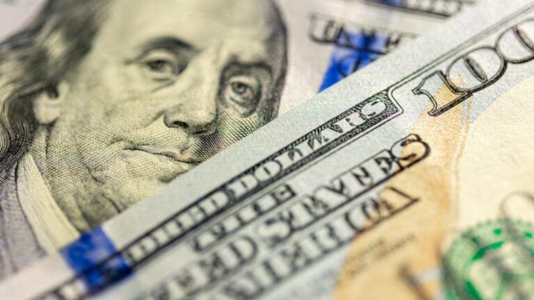 Dólar Hoy: El Peso Mexicano Mantiene su Fortaleza a 17.36 Unidades