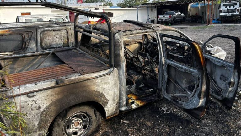 Reynosa en caos tras detención de líder criminal: bloqueos y vehículos quemados