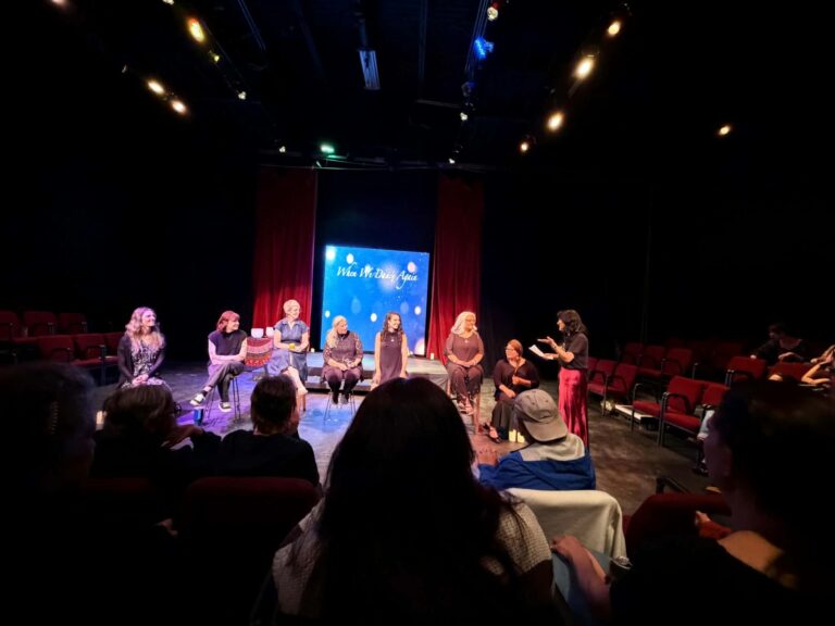 Voices celebra 10 años dando voz a las historias del valle con una obra profundamente humana