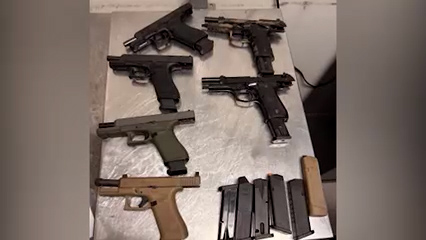 Detienen a Mujer con Arsenal Oculto Intentando Cruzar la Frontera por Calexico Oeste