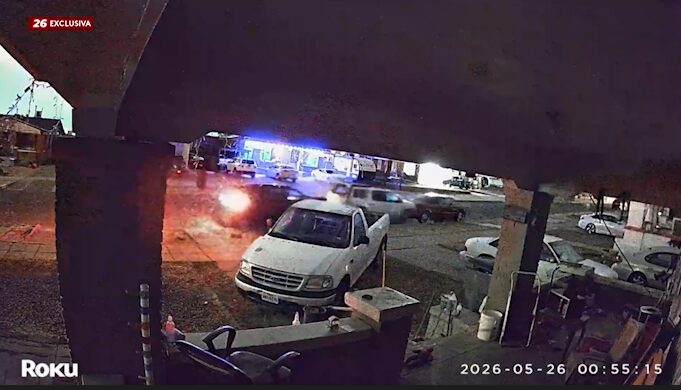 Impactante Accidente en El Paso: Conductora Ebria Choca con Vehículos Estacionados